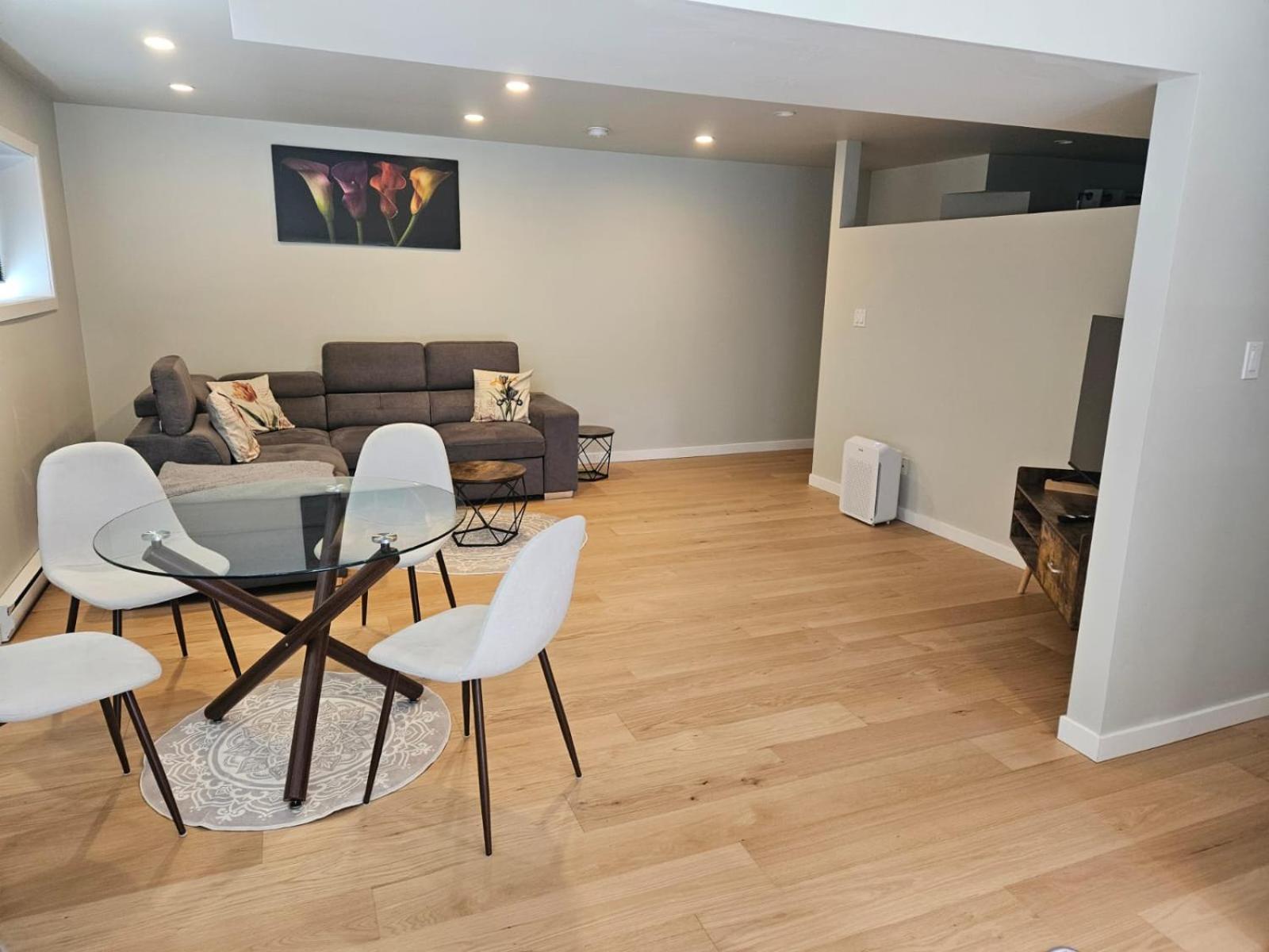 Apartament Lovely 1 Bedroom Near Town *